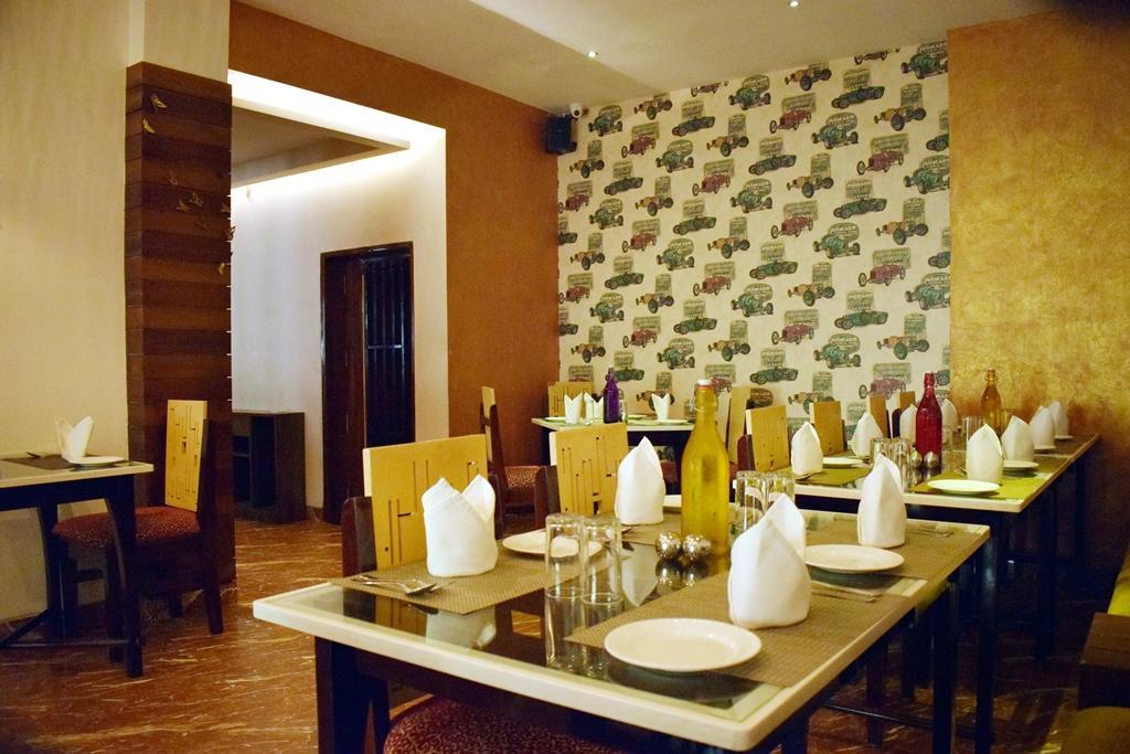 Hotel Hari Vilaas Bénarès Extérieur photo